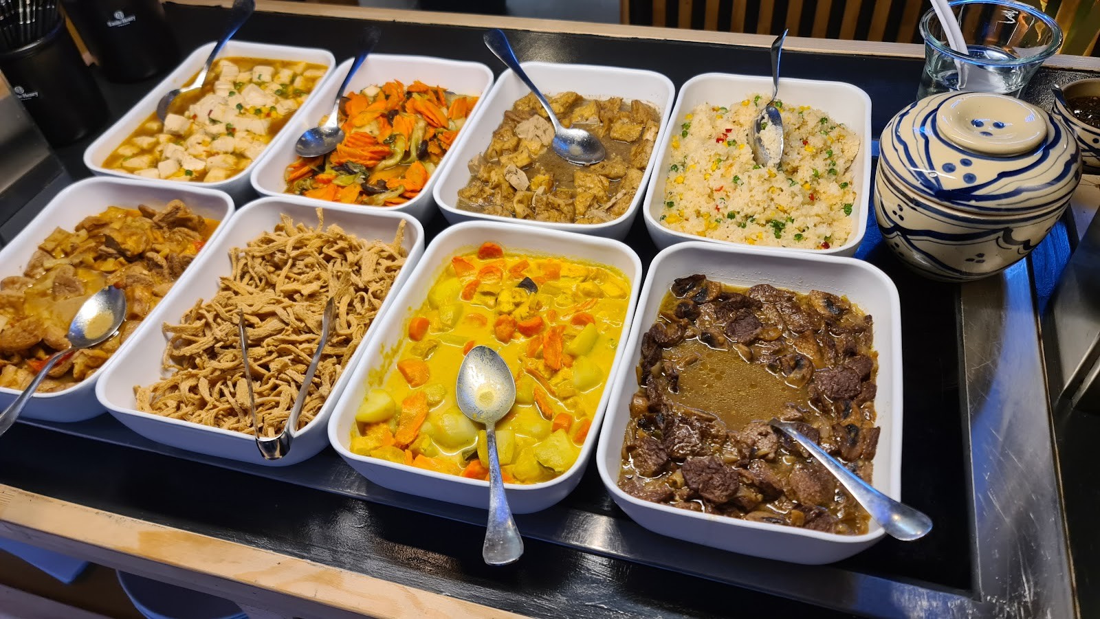 Sen Việt Vegan Restaurant: food & drinks