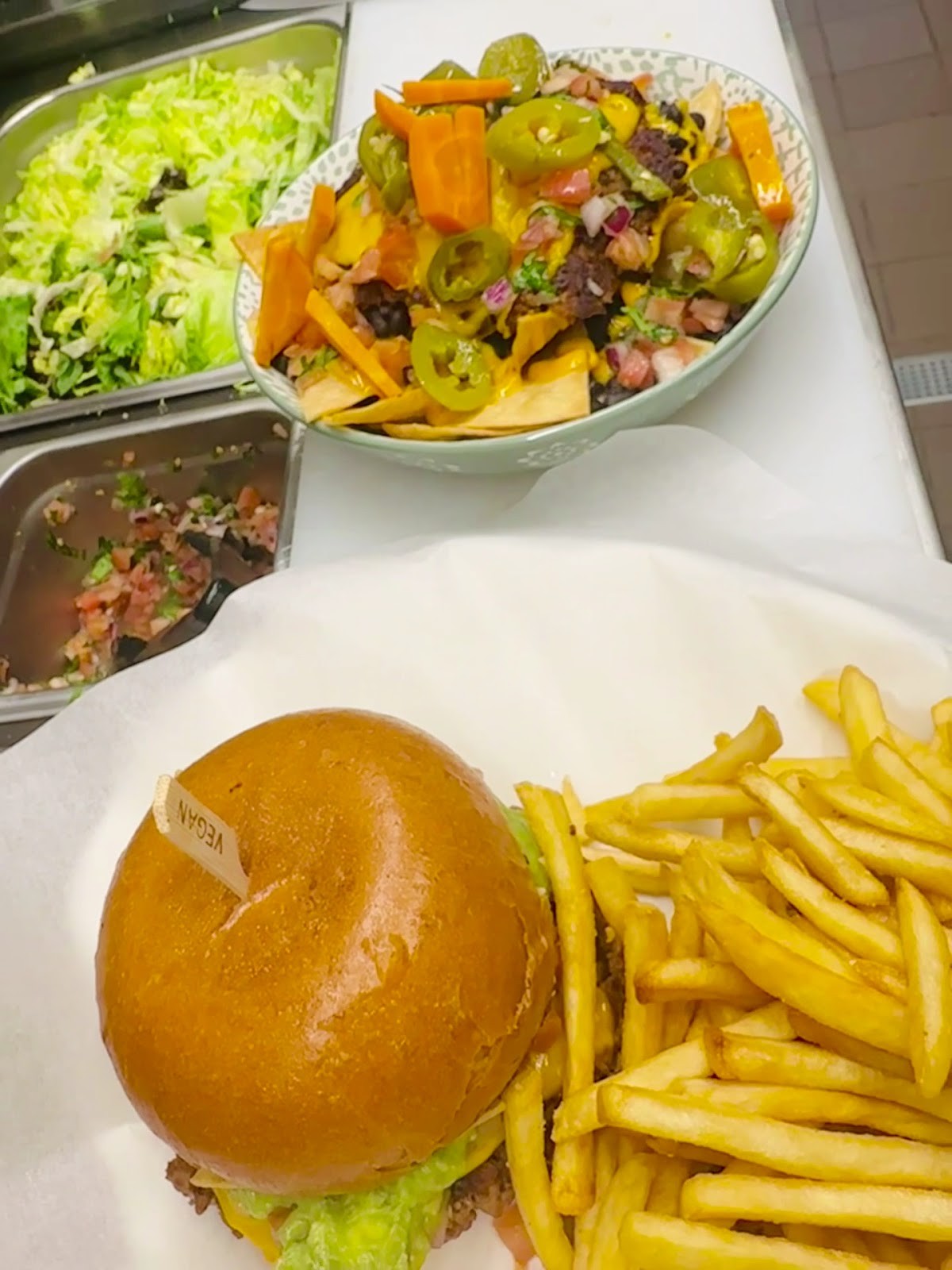 Vegan Grill: food & drinks