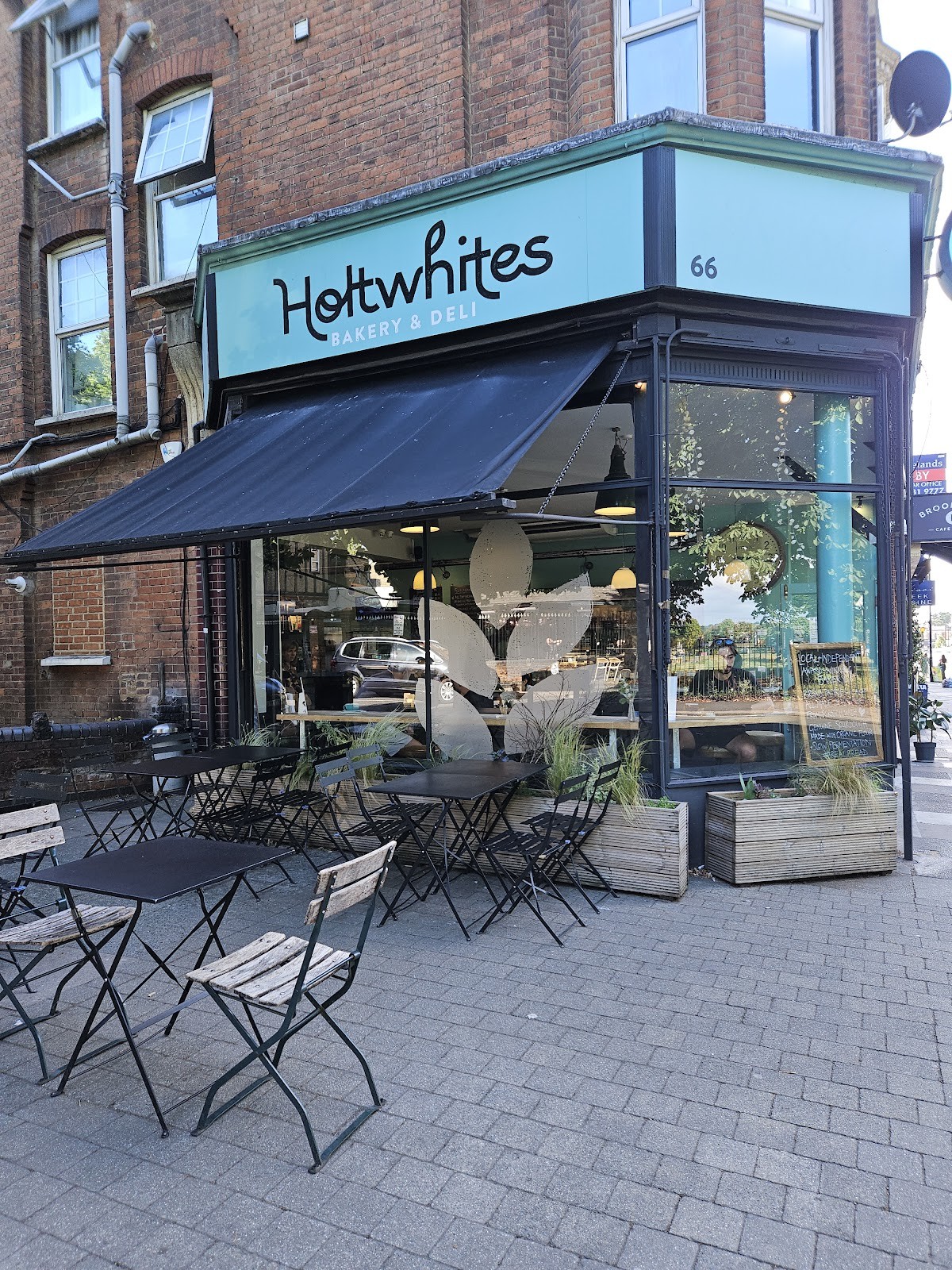 Holtwhites Bakery: the place