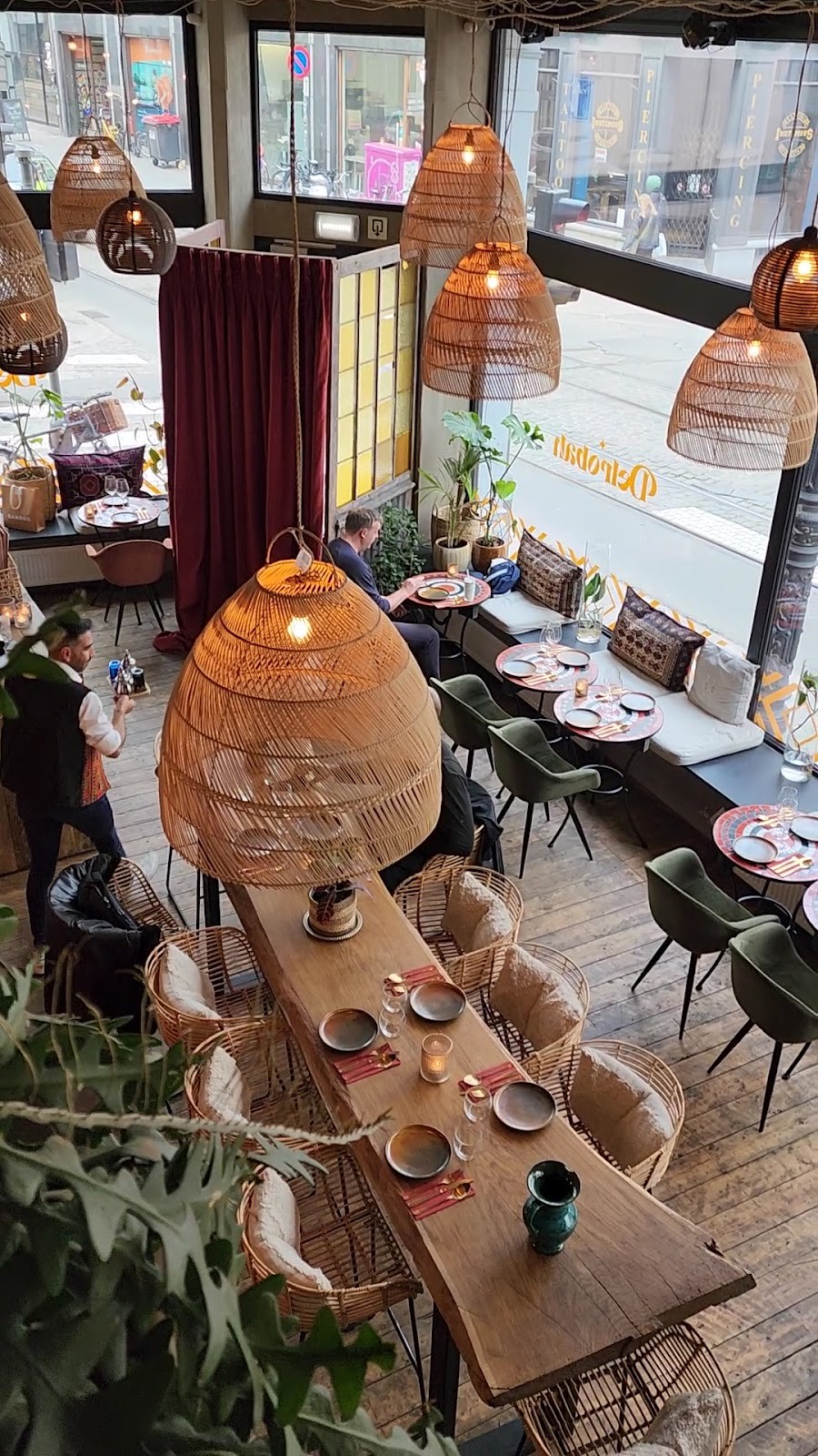 Delrobah: the place