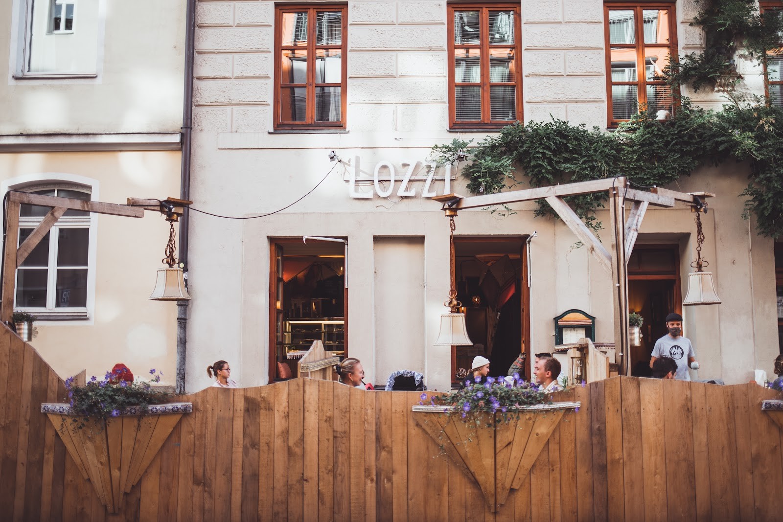 Cafe Lozzi: the place