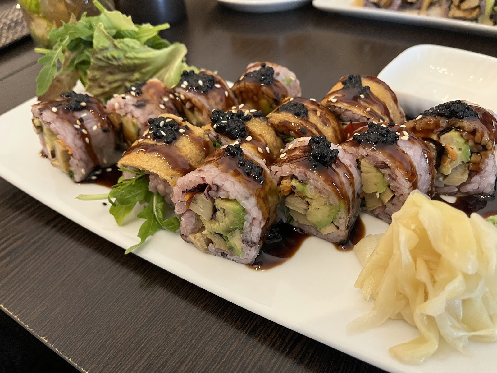 tiger club vegan sushi: food & drinks