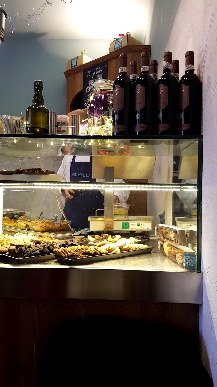 Giumella Gastronomia Vegana: the place