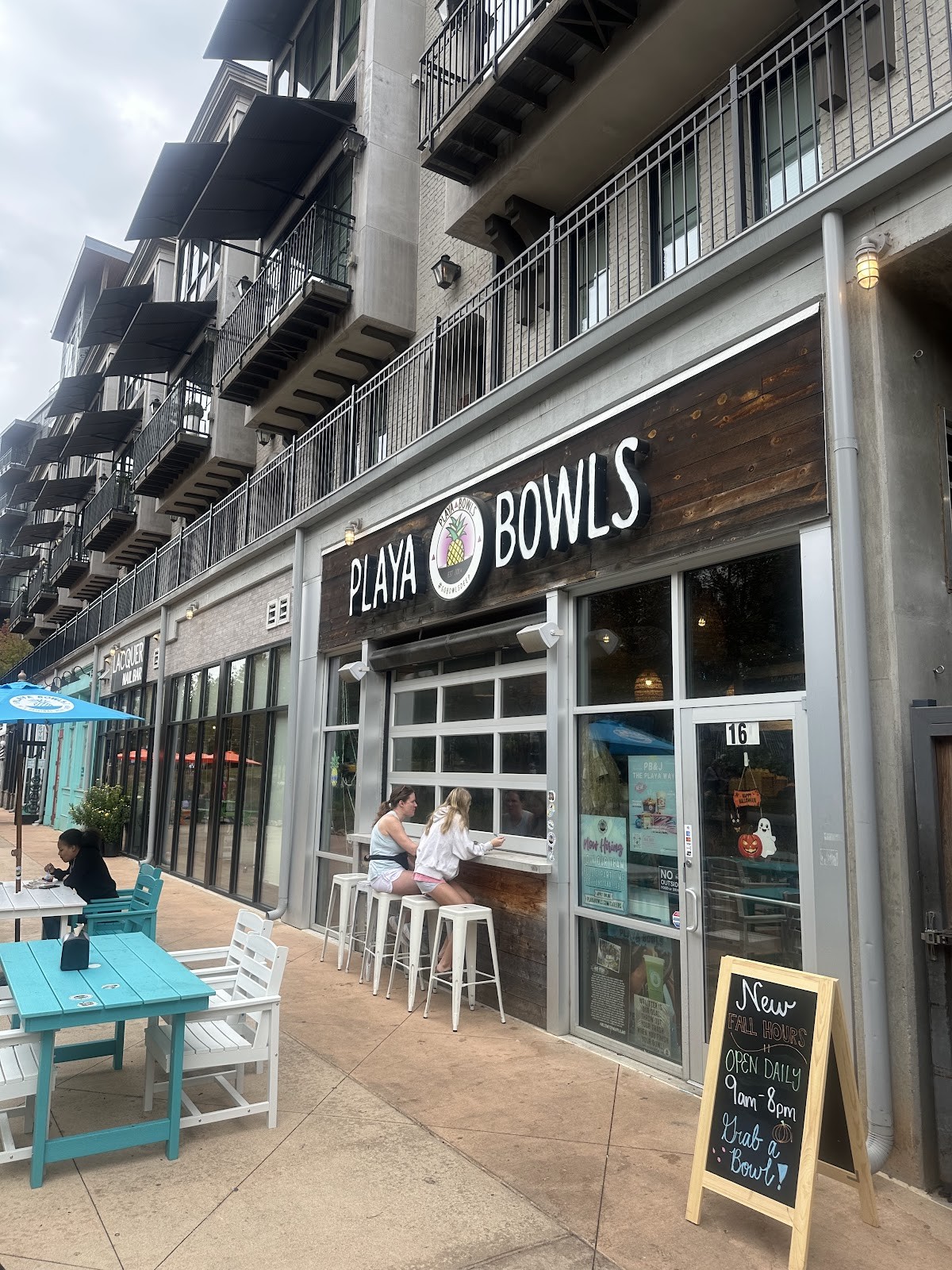 Playa Bowls: the place