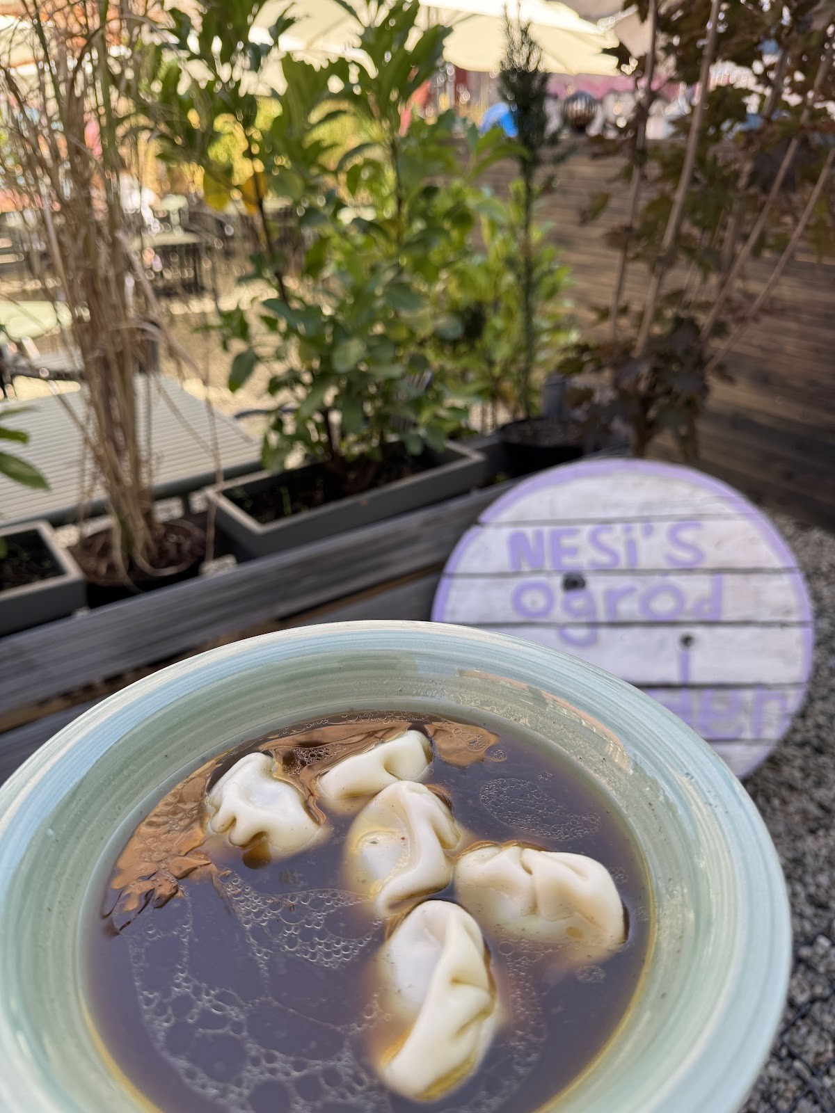 Nesi's home kitchen: food & drinks