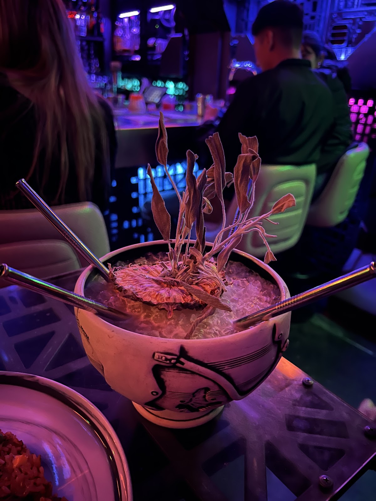 Mothership: food & drinks