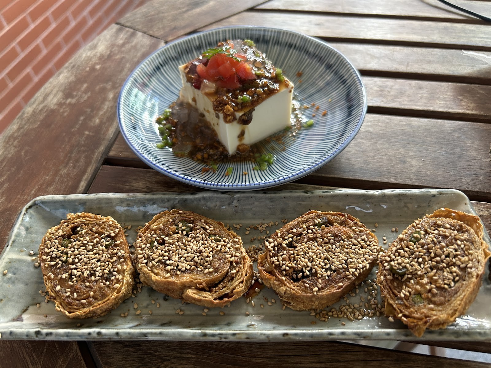 無口小廚 Mukuchi Kitchen & Bar: food & drinks