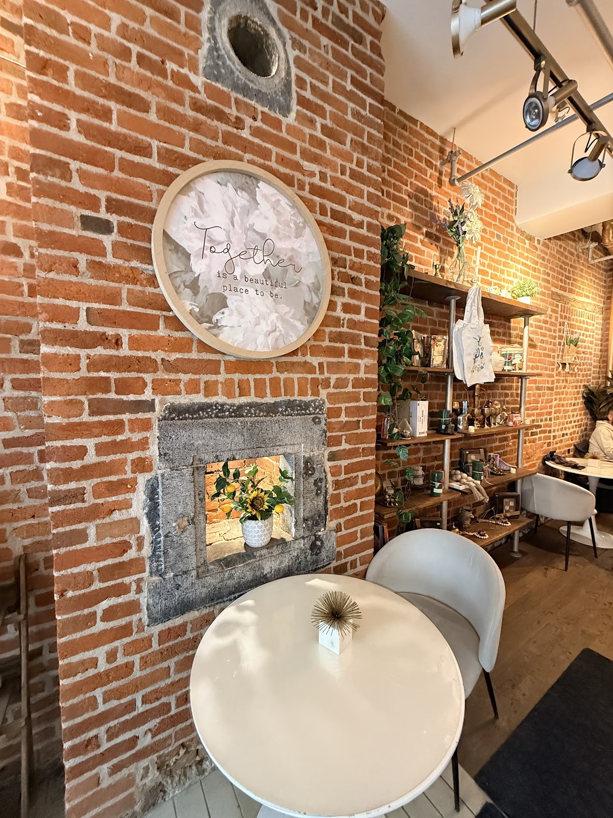 Katiza Café: the place