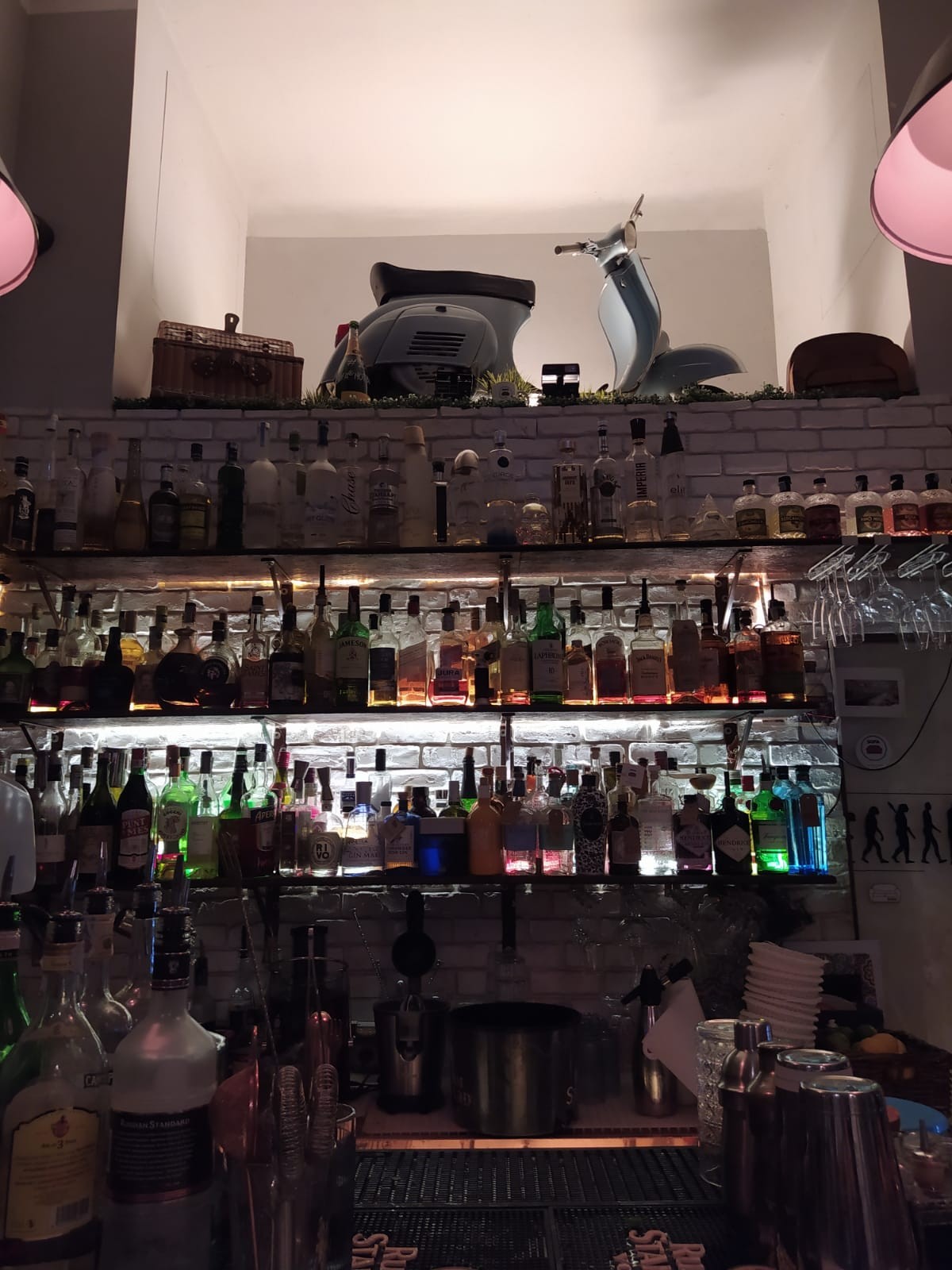 Sofa Cafe: the place