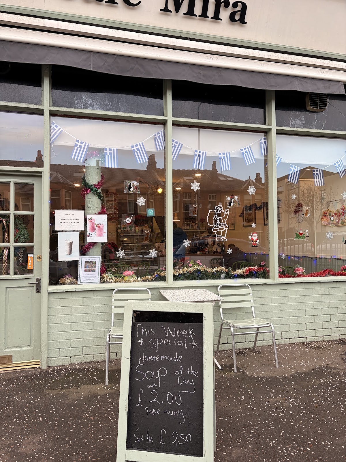 Café Mira: the place