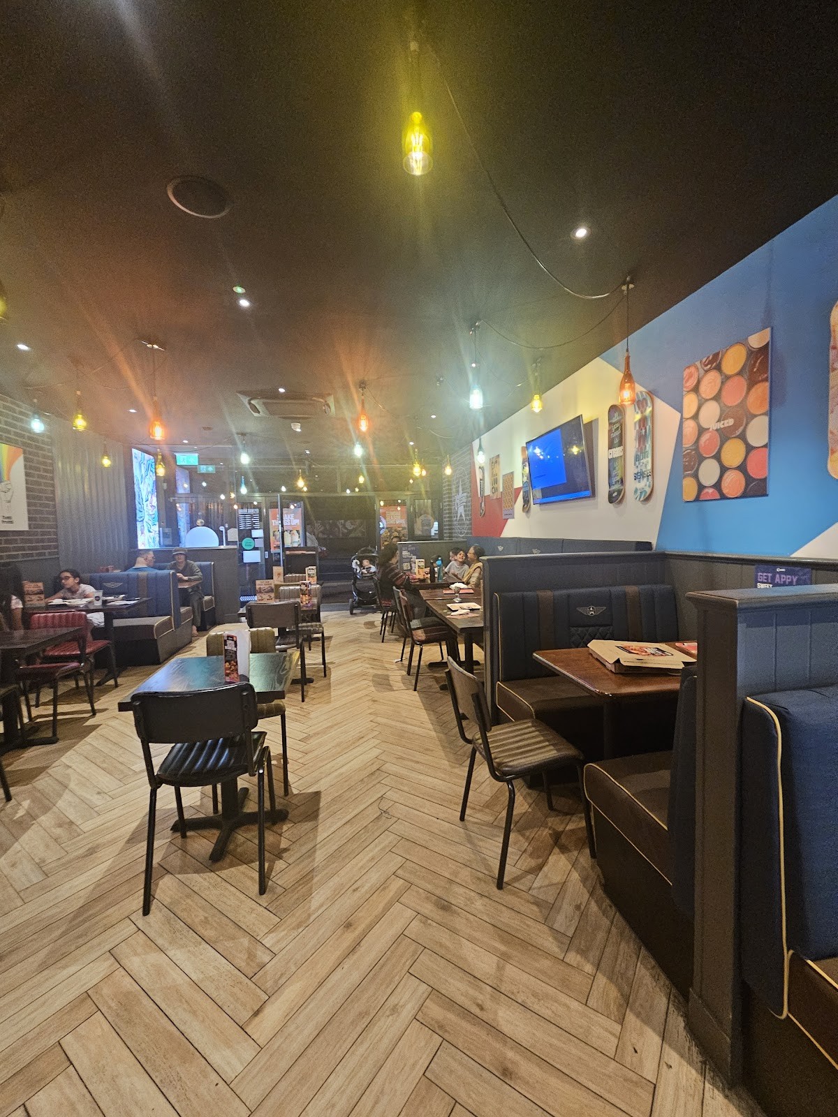 Creams Cafe Morden: the place
