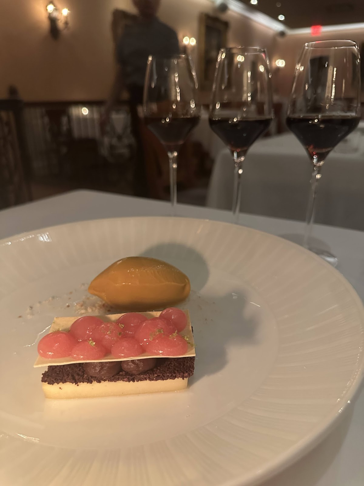 Elizabeth's: food & drinks