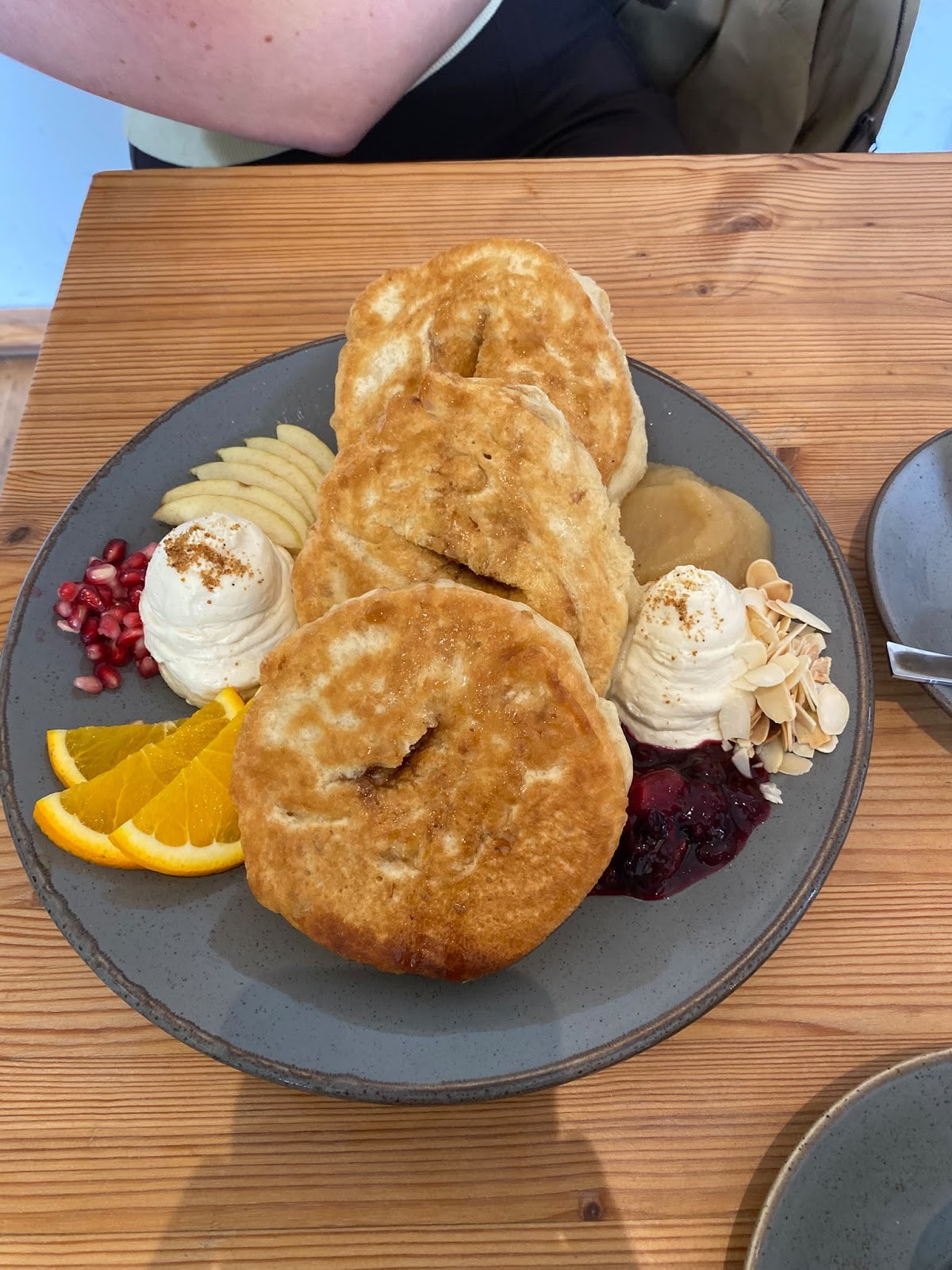 MANA Food Moabit: food & drinks