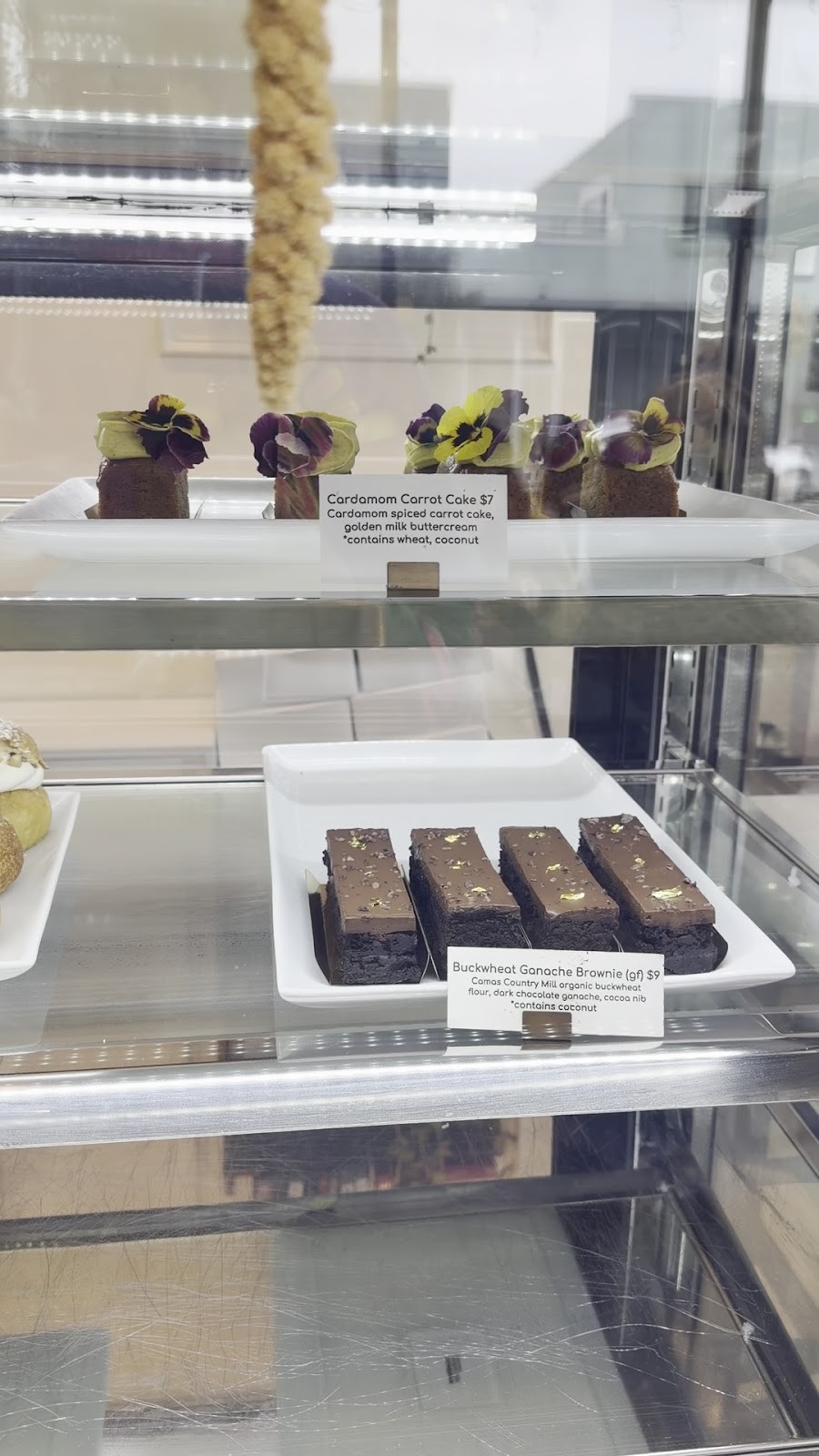 Orange & Blossom Patisserie: food & drinks