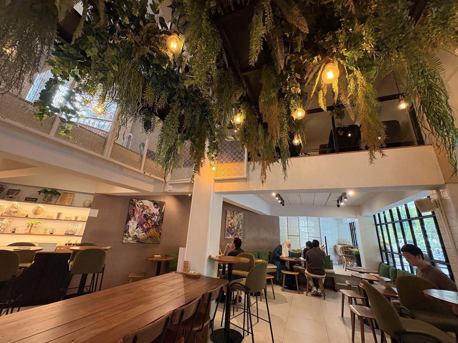 BARTELS Sukhumvit: the place