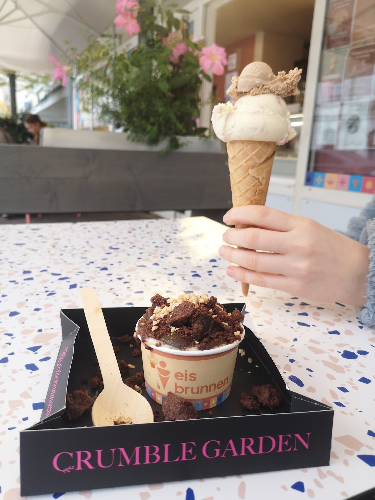 Eisbrunnen: food & drinks