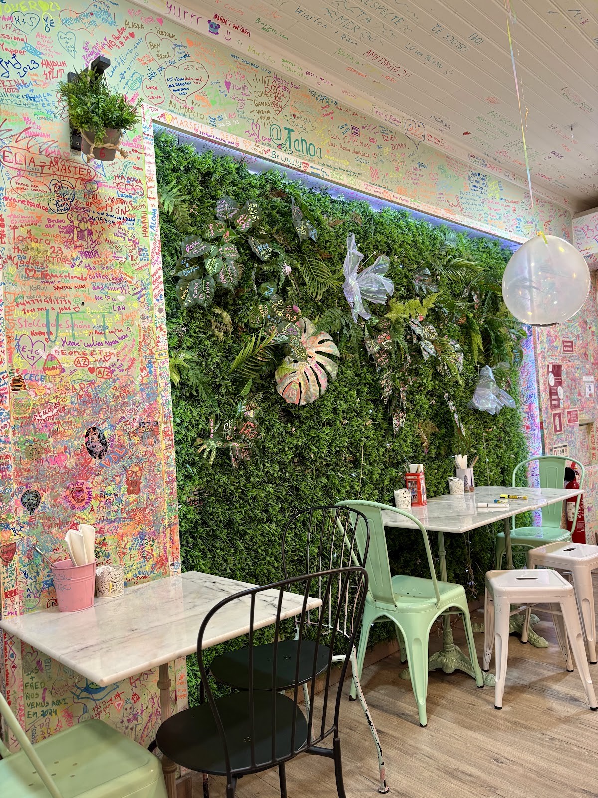 Tanoa Café: the place