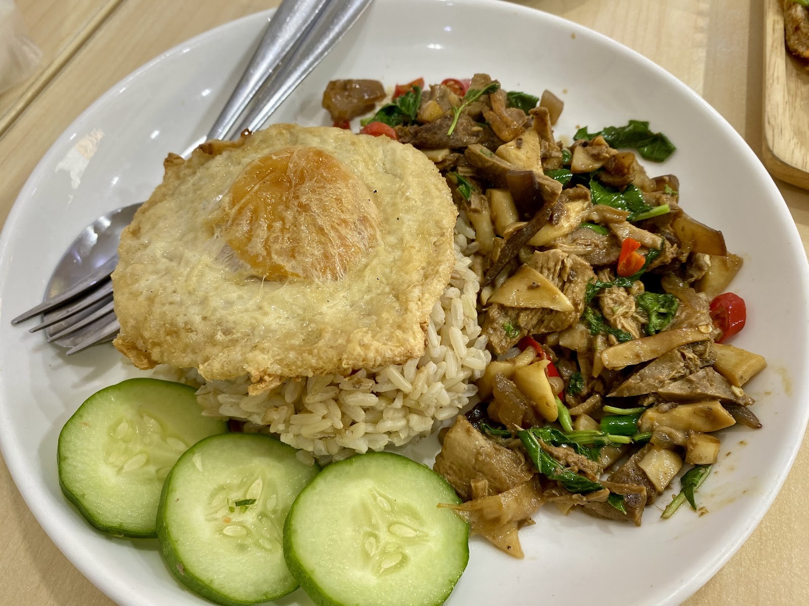Bai Plu House: food & drinks