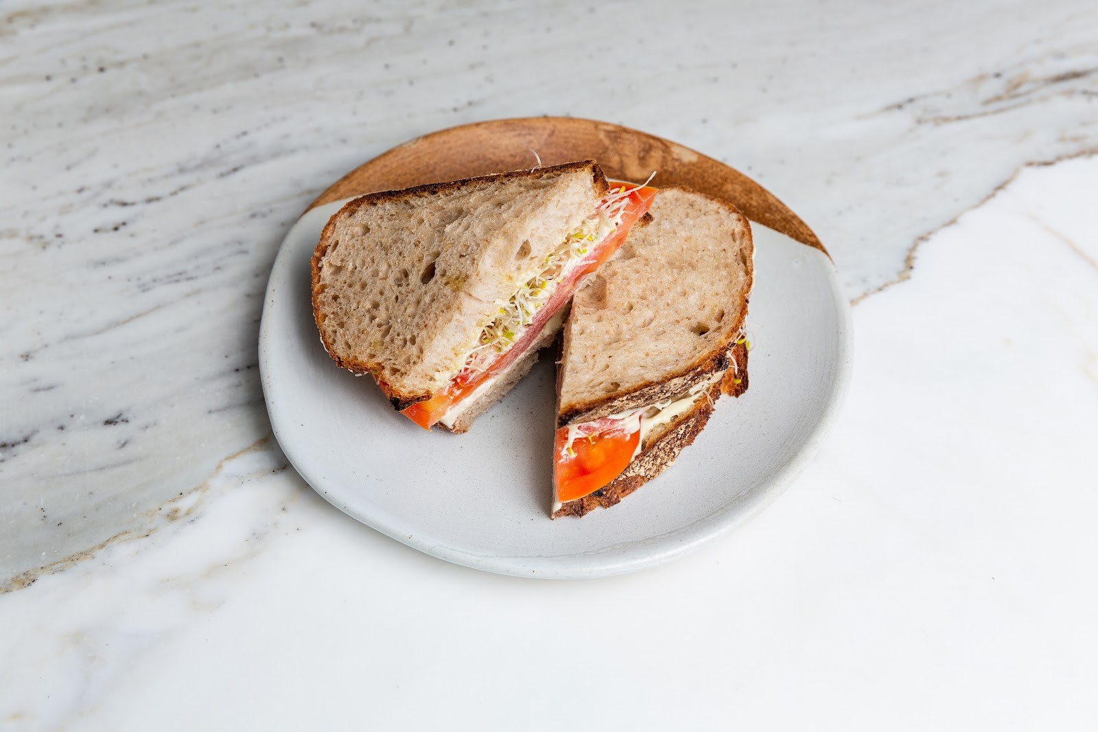 The 100 Café: food & drinks
