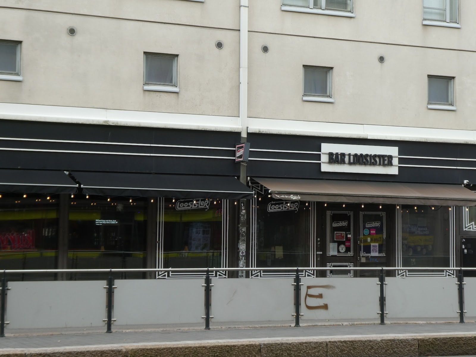 Bar Loosister: the place