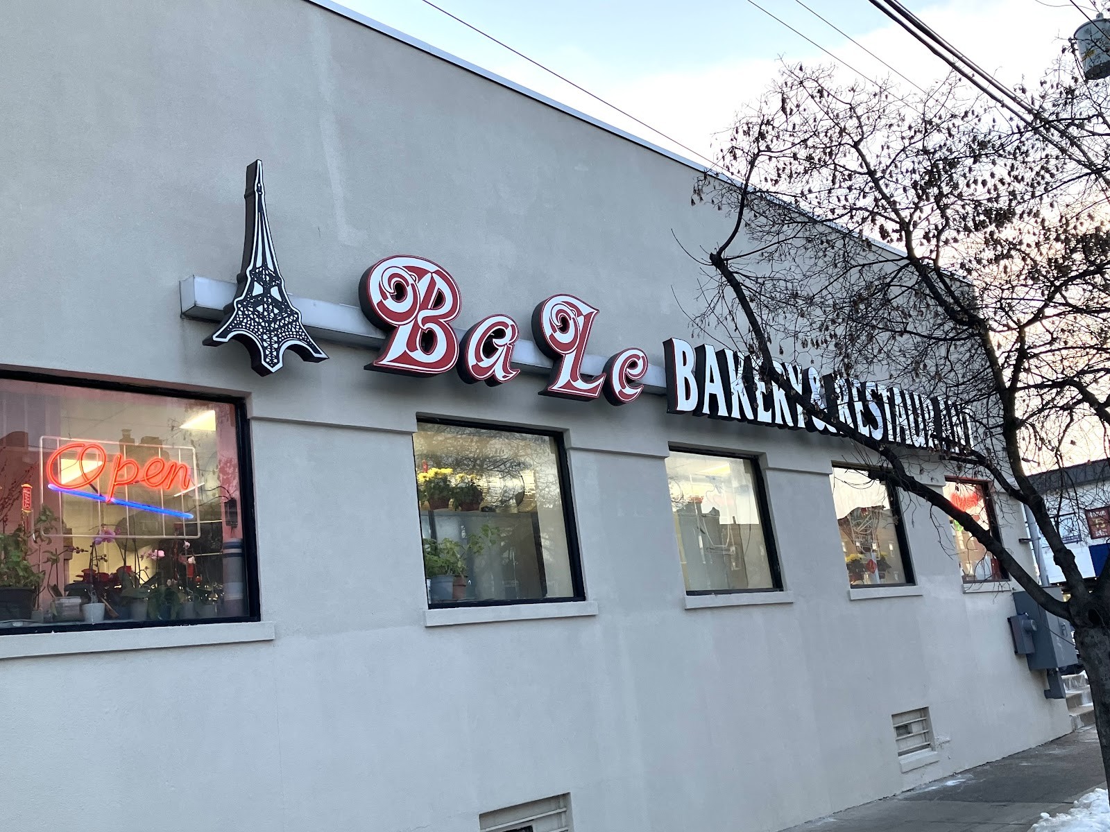 Ba Le Bakery: the place
