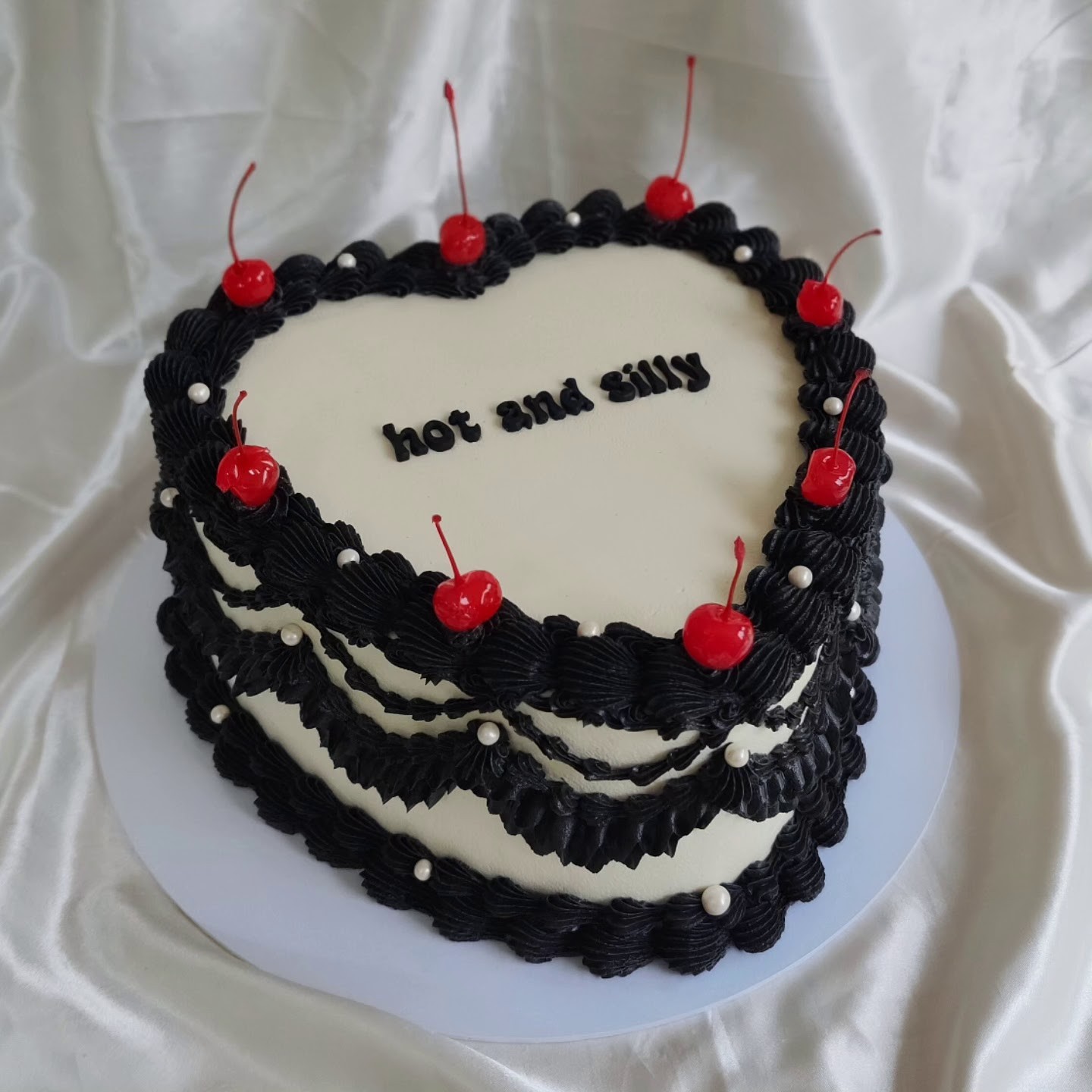 Heart of Cake: food & drinks