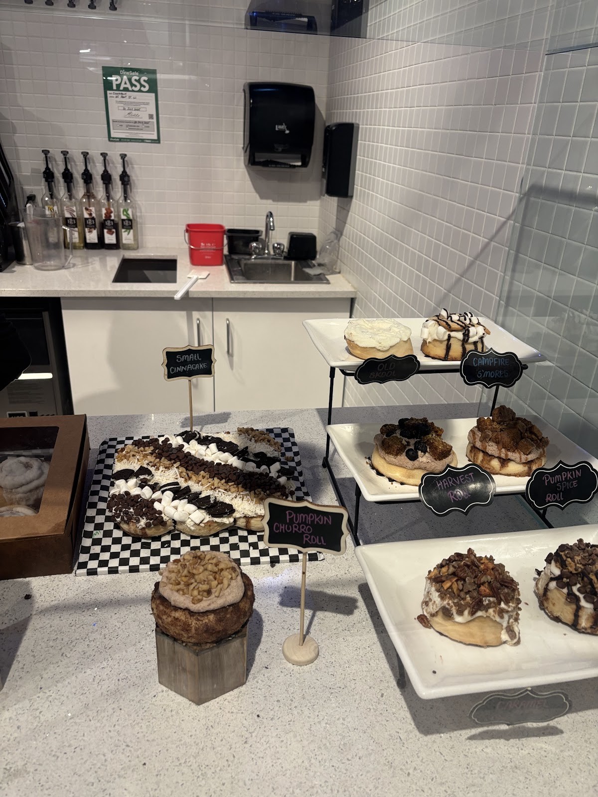 Cinnaholic: the place