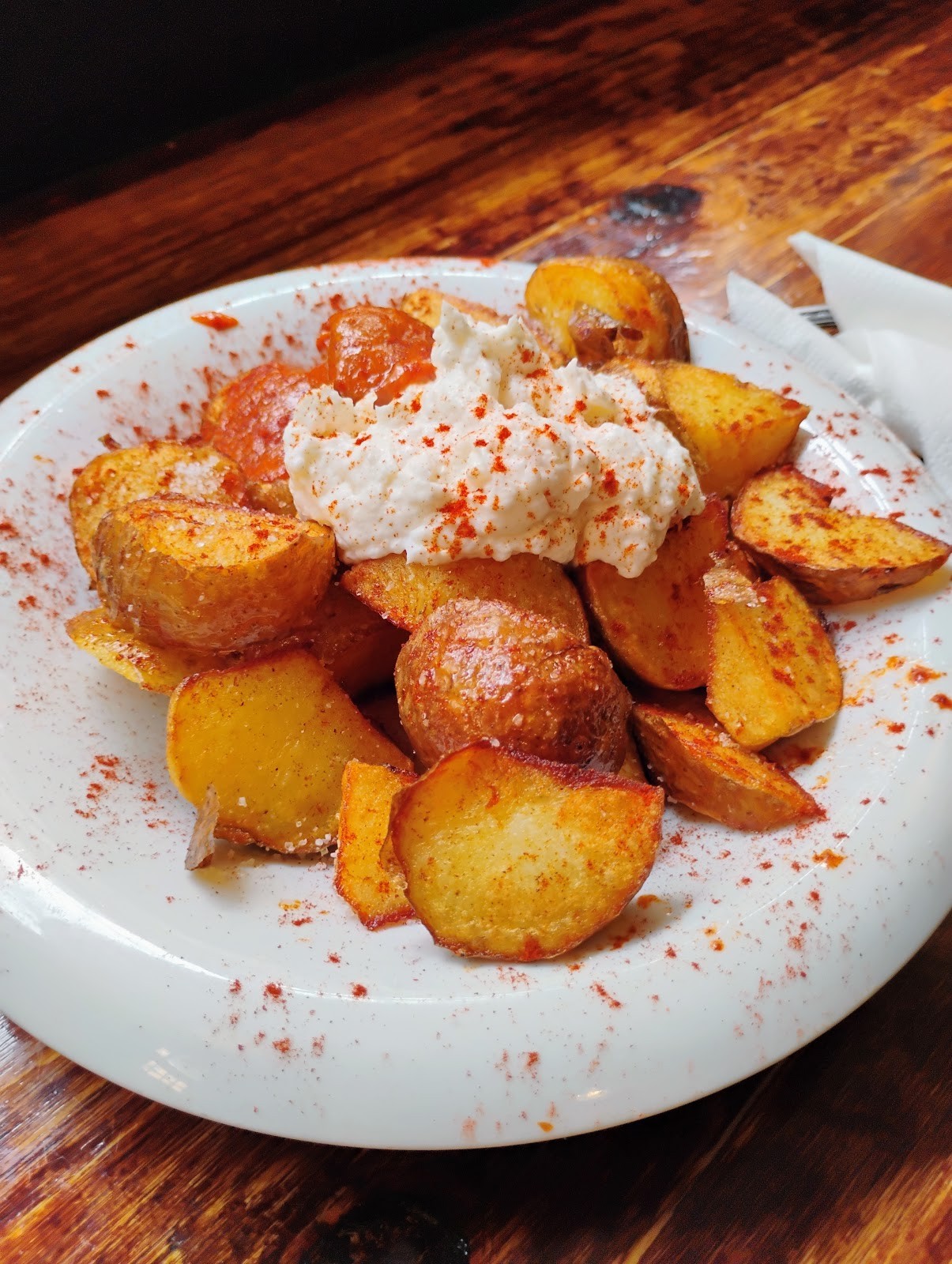 La Tavernaire: food & drinks