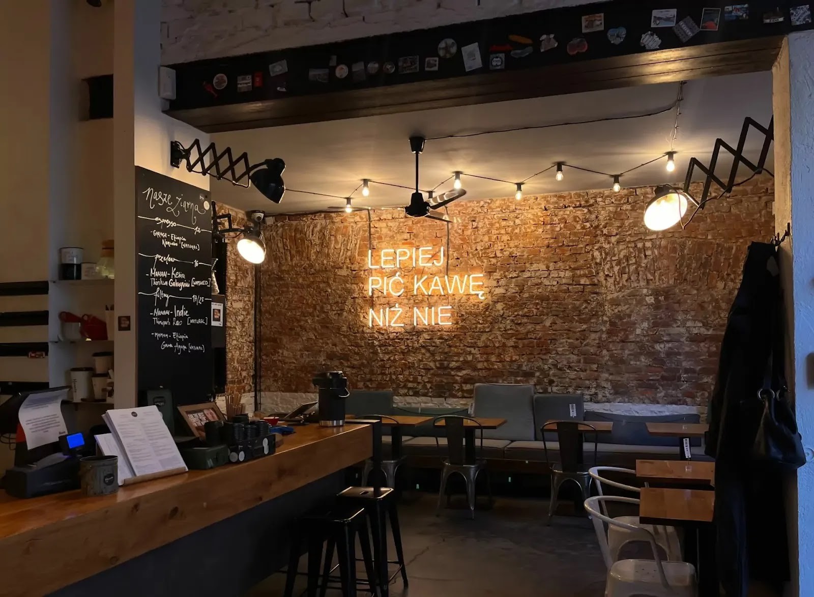 Wesoła Cafe: the place