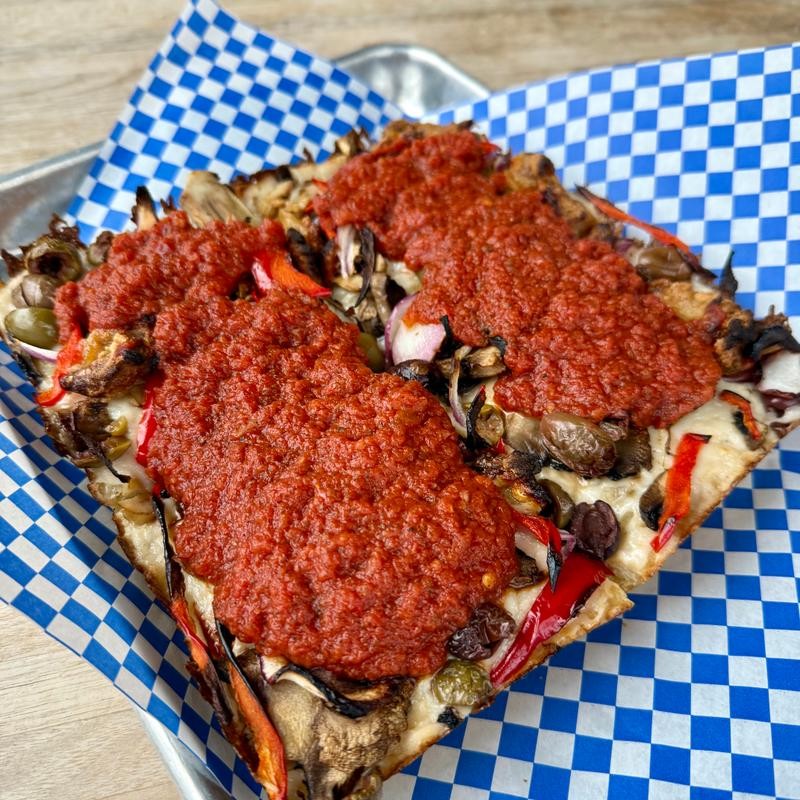 Lazy Days Brewing Co: food & drinks