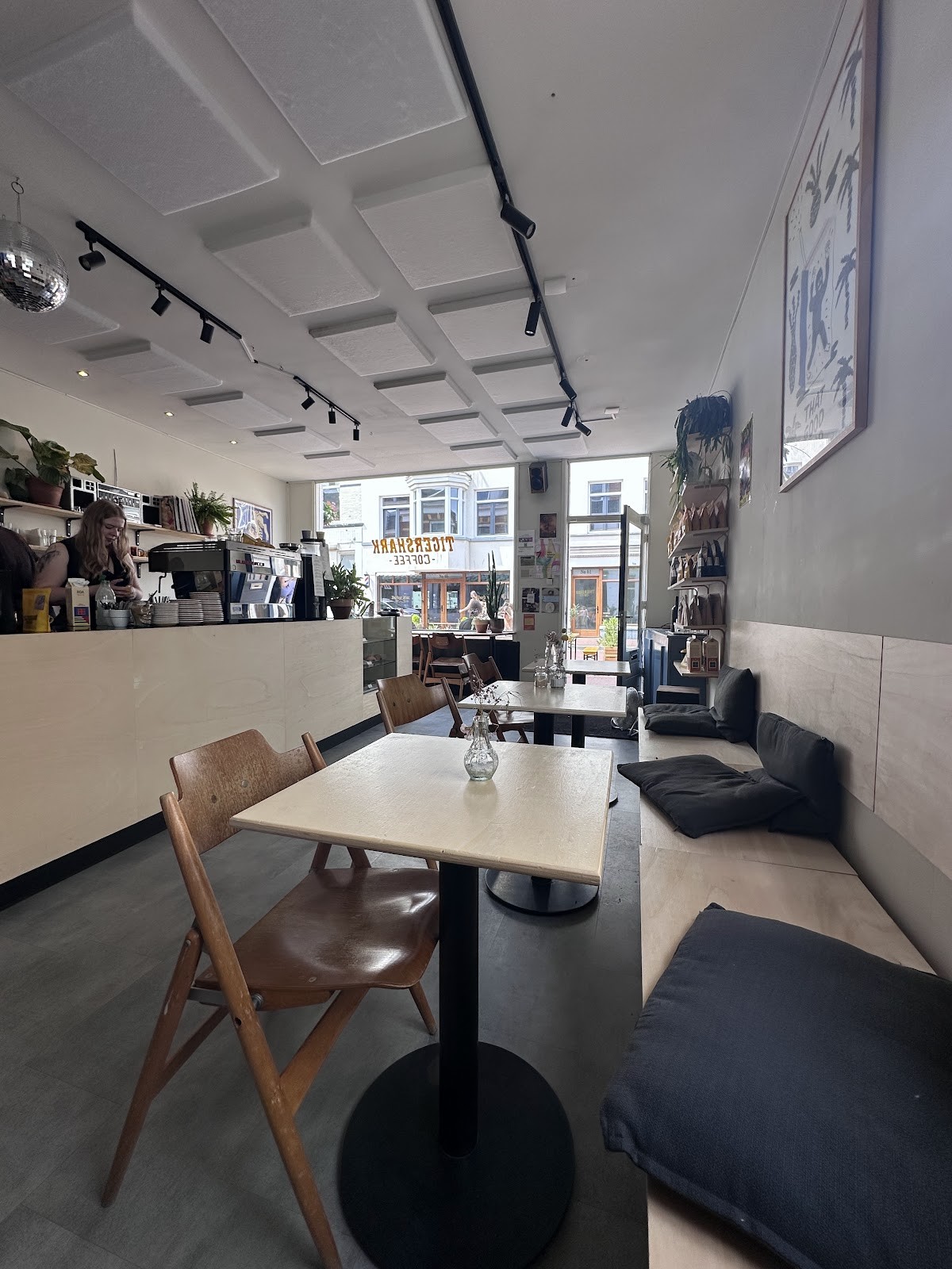 Tigershark Coffee: the place