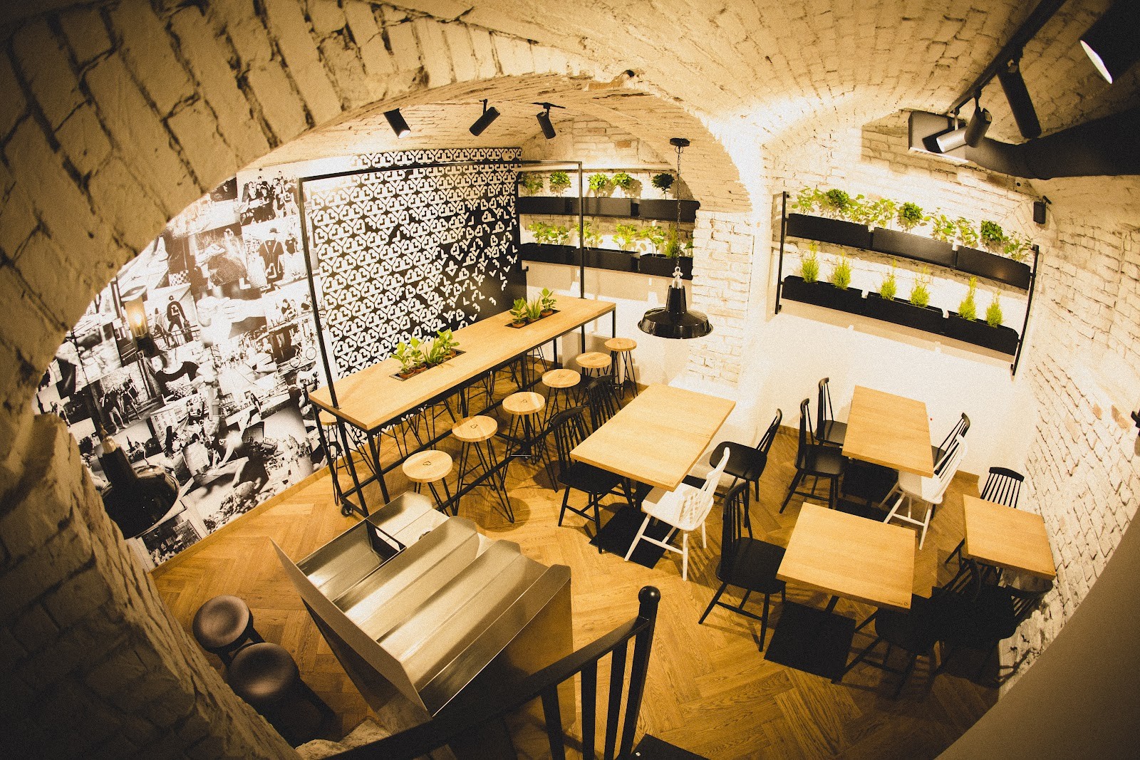 Pizzatopia: the place