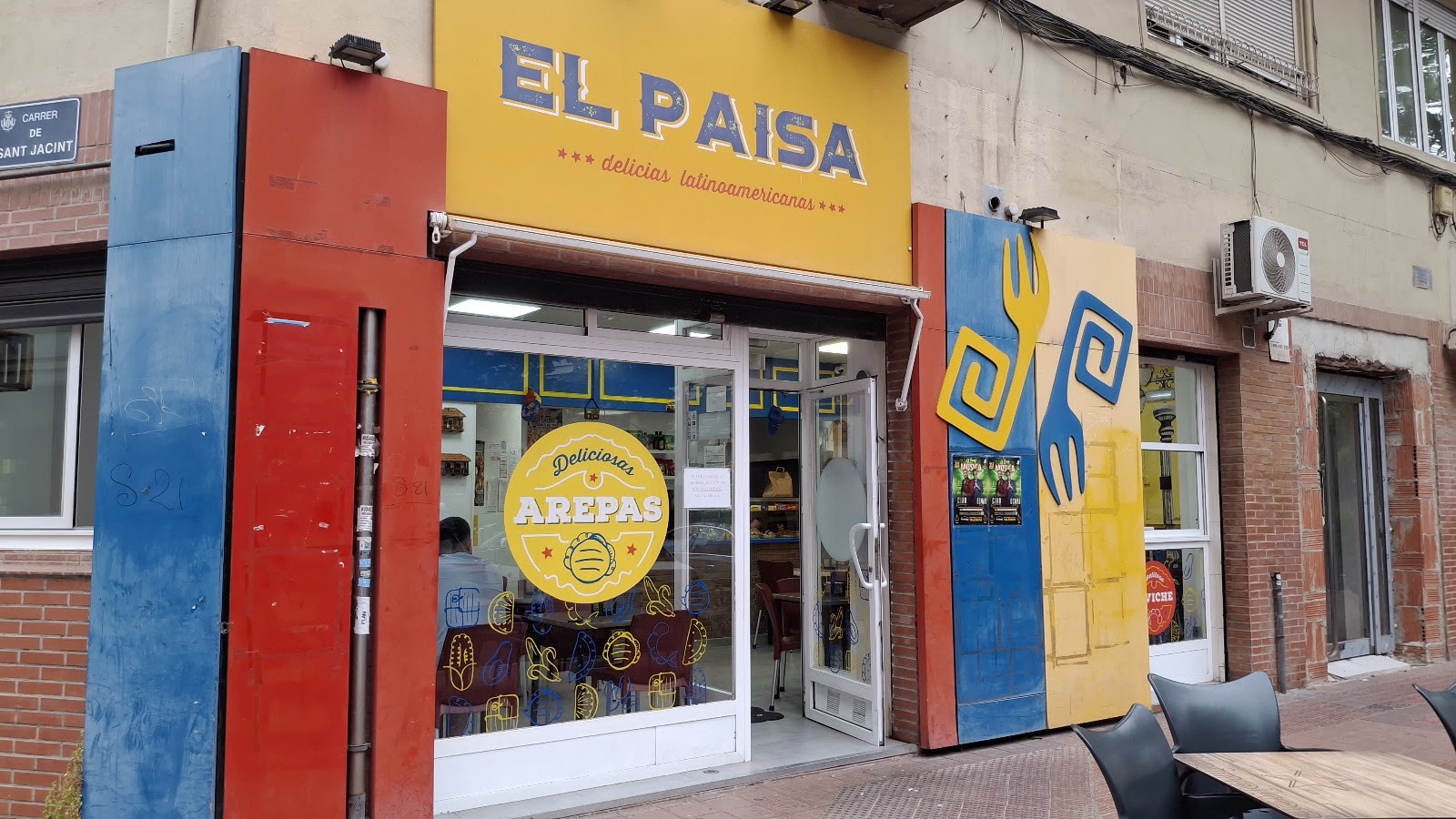 Delicias El Paisa: the place