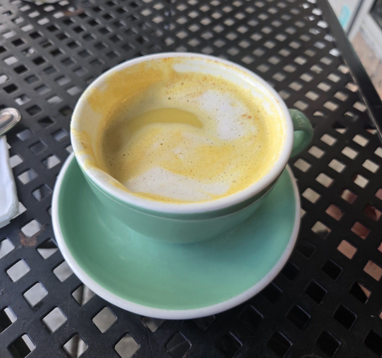 Claudine Artisan Kitchen & Bakeshop: food & drinks