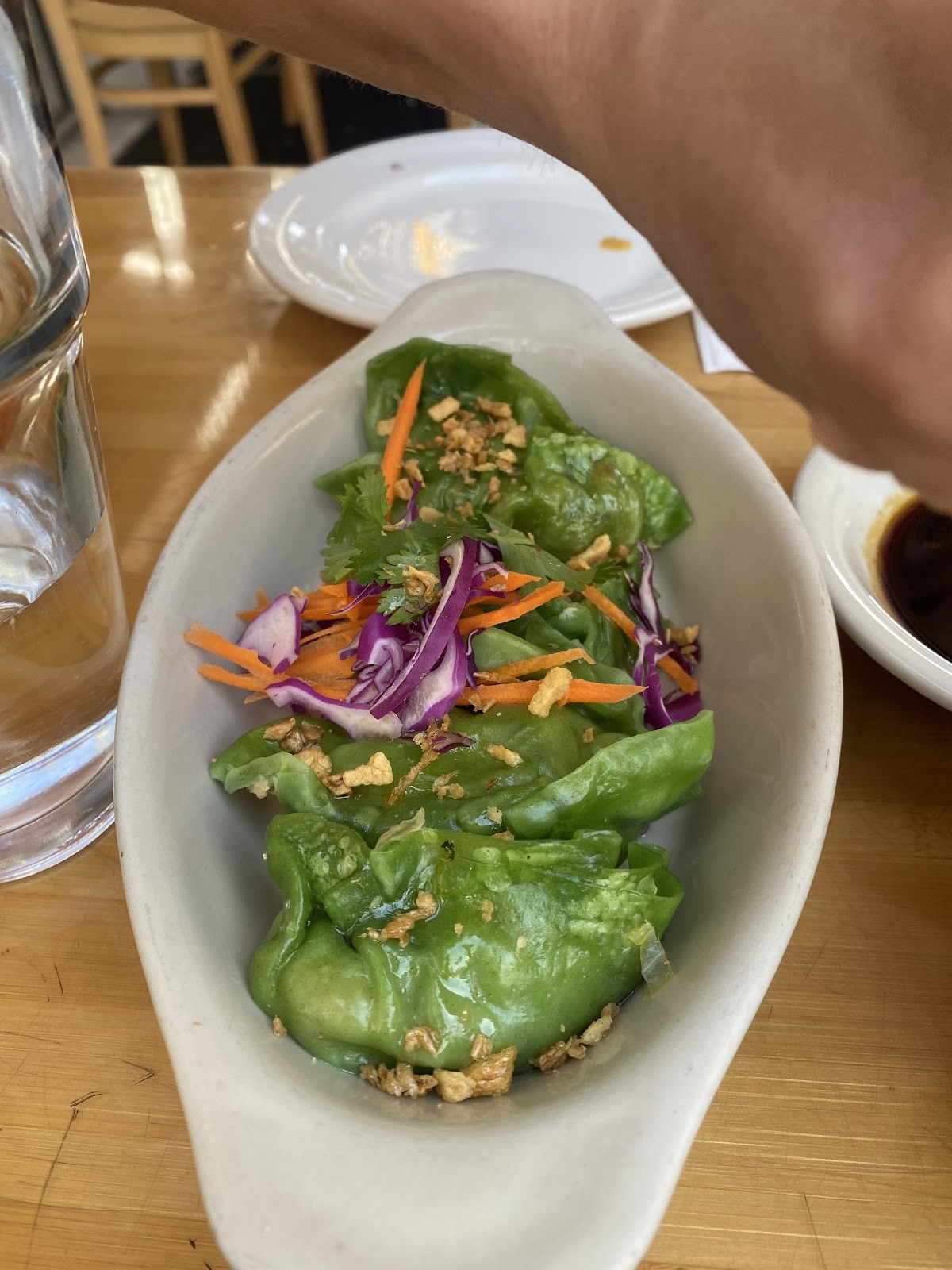 May Kaidee: food & drinks