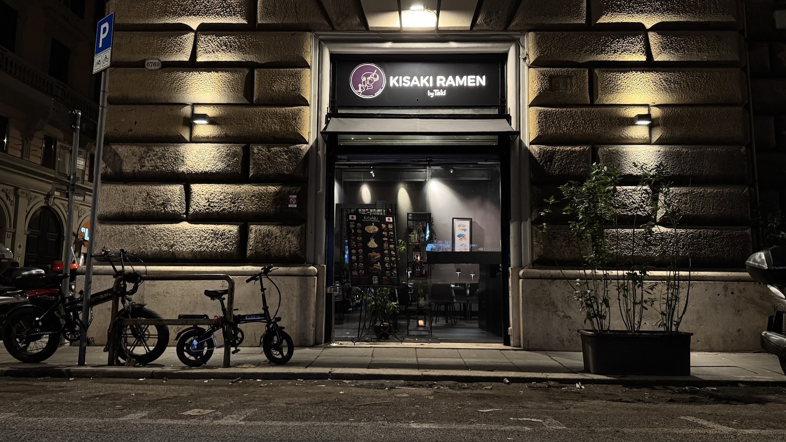 Kisaki Ramen & Sushi: the place