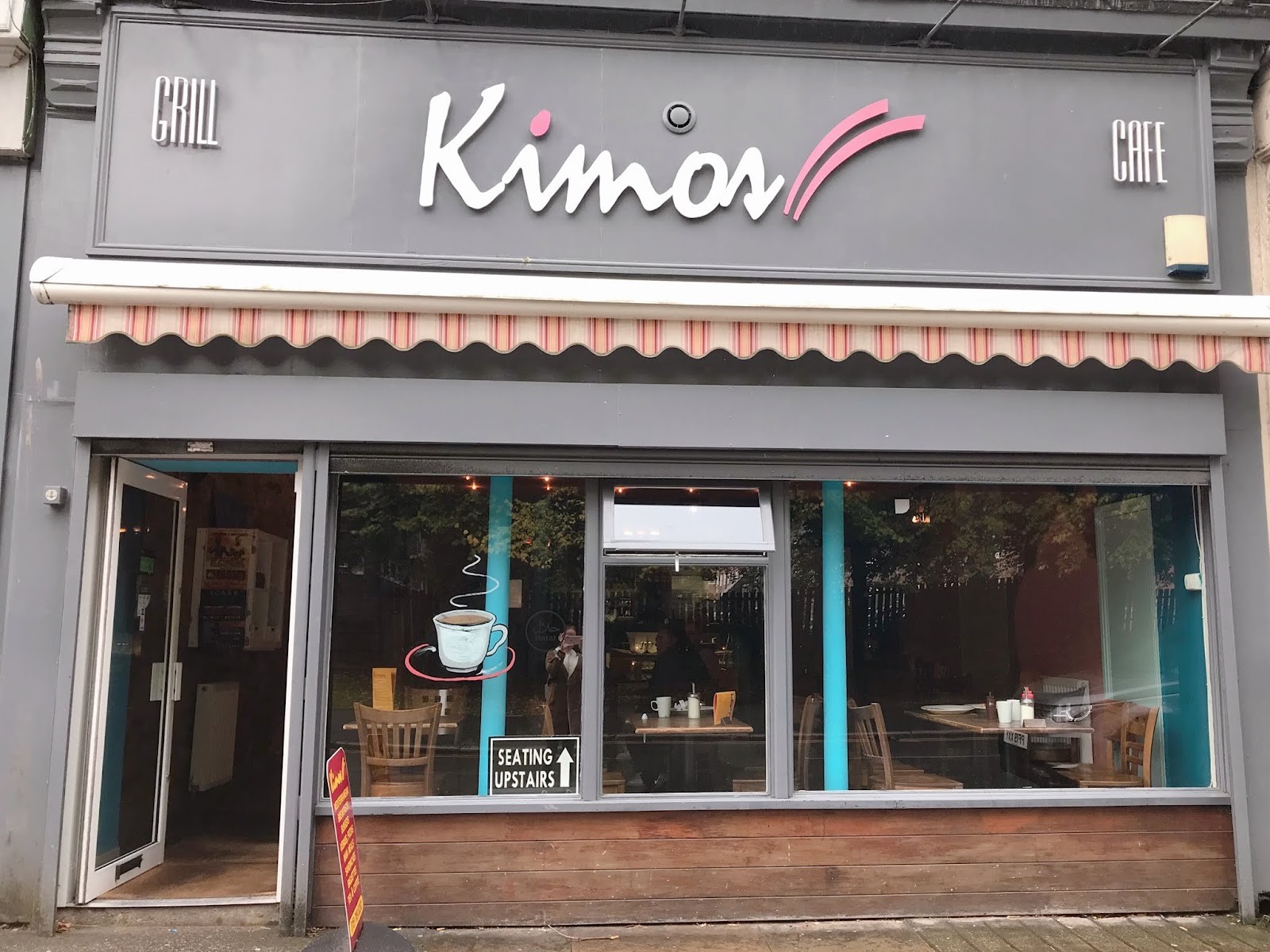 Kimos Cafe: the place