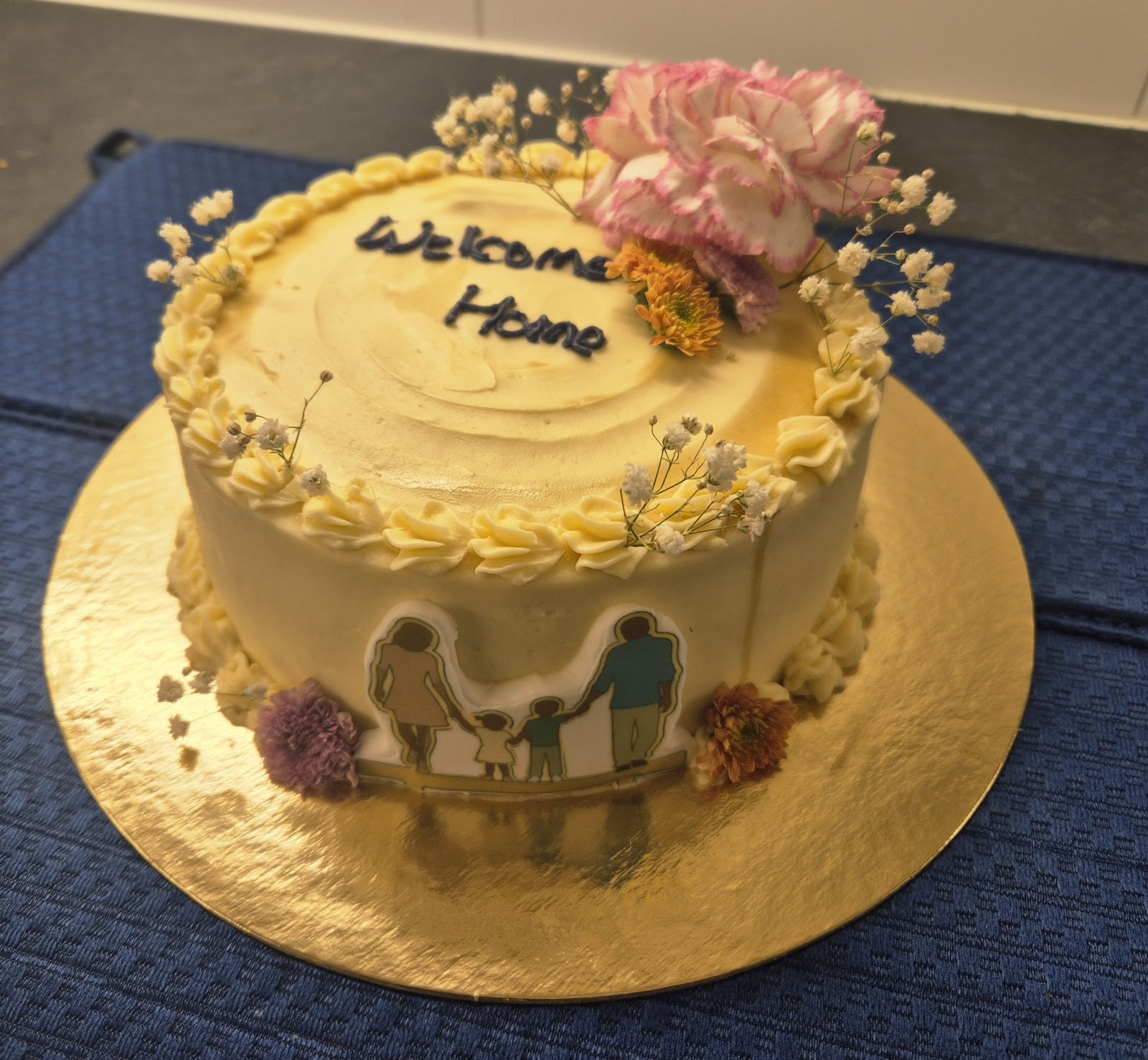 Glossy cakes: food & drinks