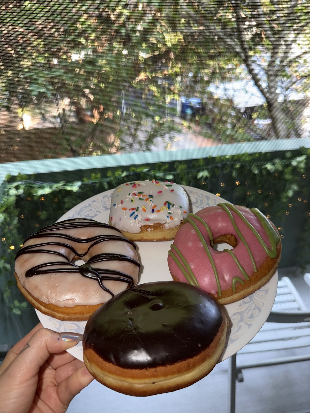 Dough Joy: food & drinks