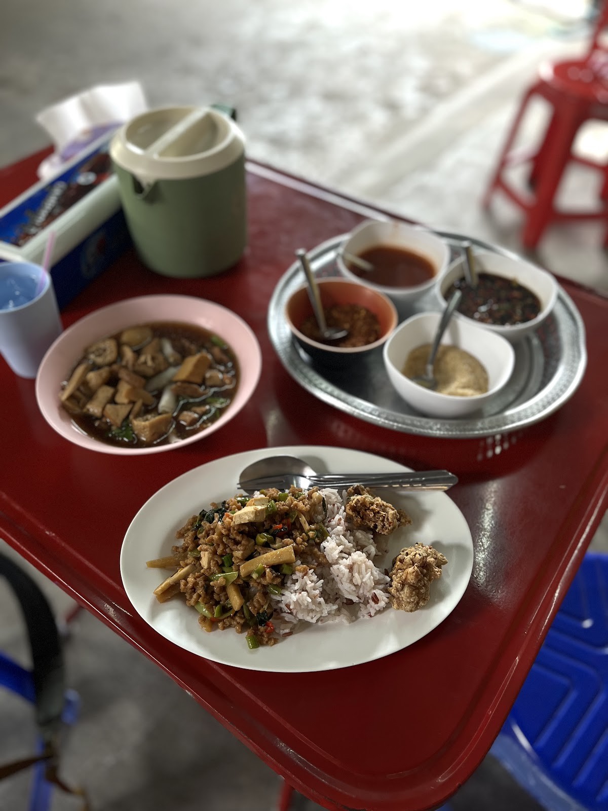 Jay Tiansin Silom (vegetarian restaurant): food & drinks