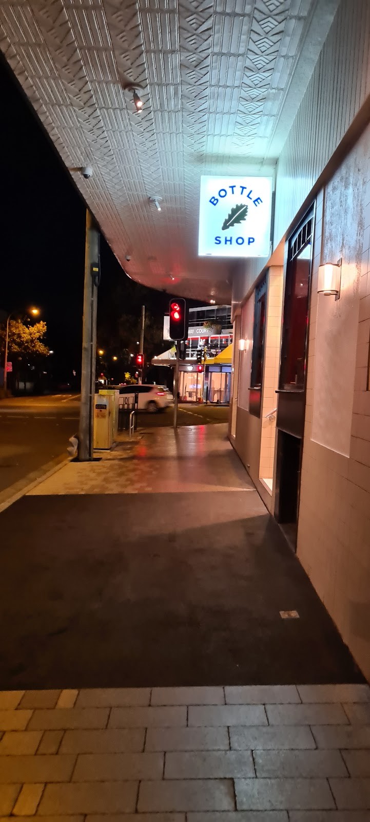 The Oaks Bottle Shop - Bottlemart: the place