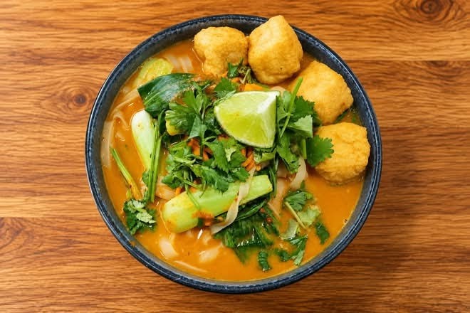 Chaya Canteen: food & drinks