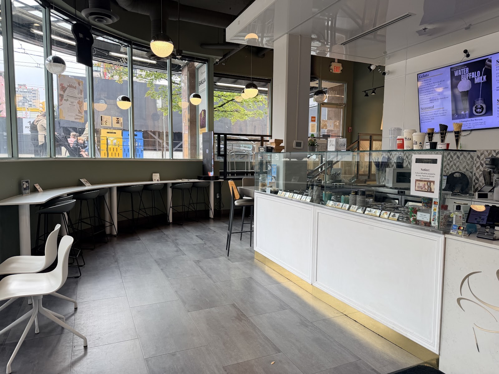 Bella Gelateria Gelato & Coffee: the place