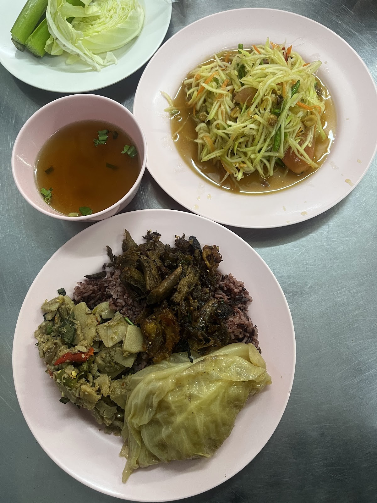 Khrua J St. Louis: food & drinks