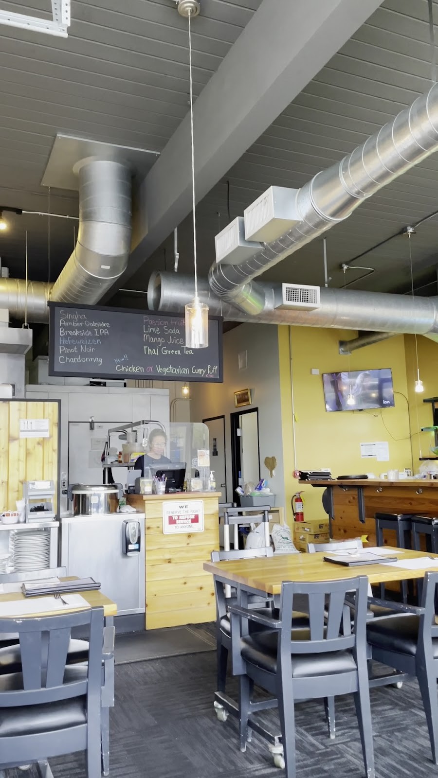 PDX Thai Dining: the place