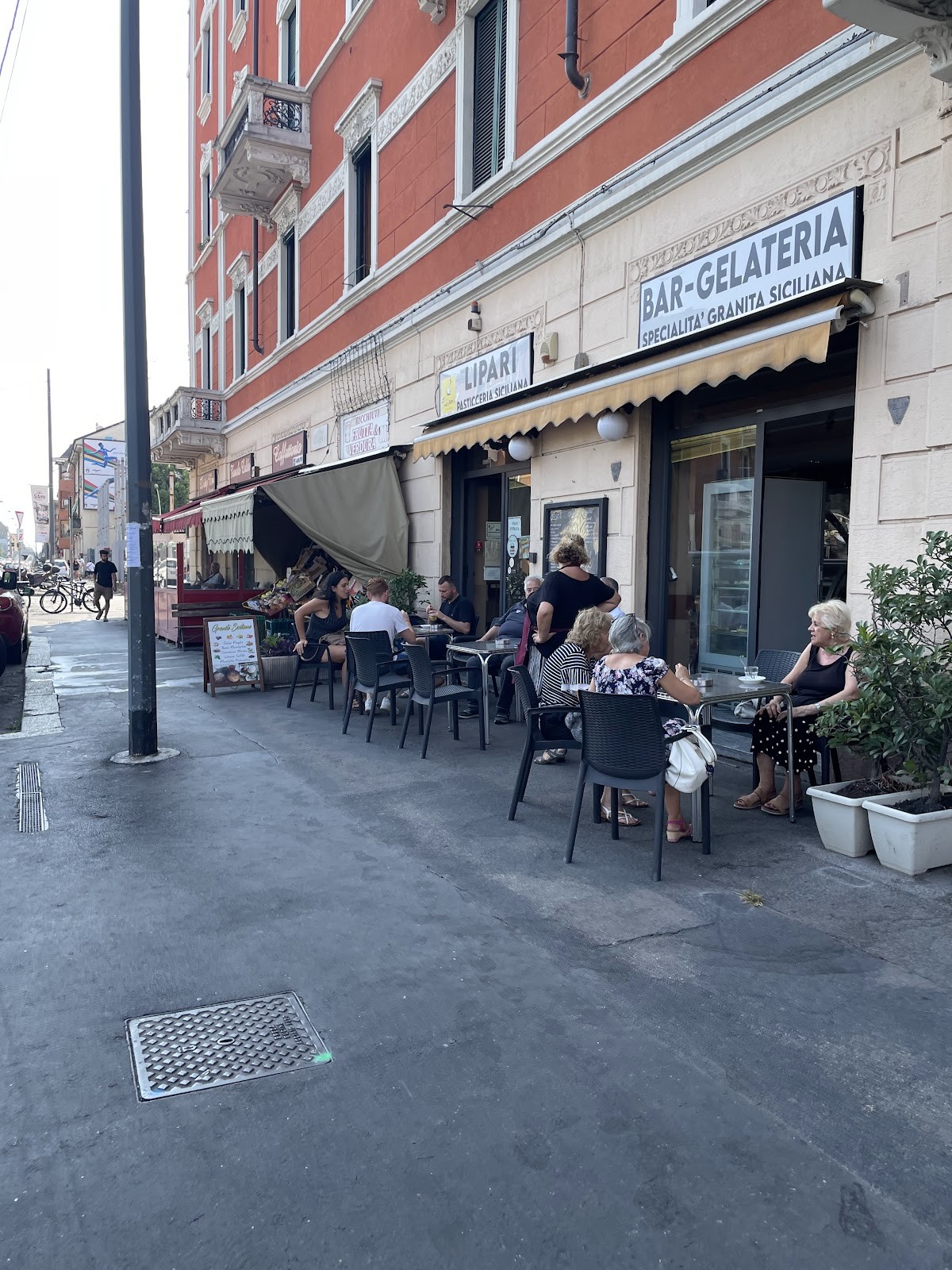 Pasticceria Lipari: the place