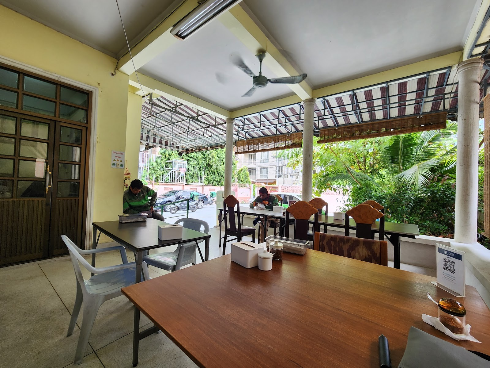 Kaek Kao Kua: the place