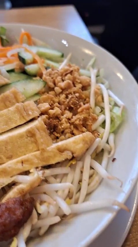 Vevi Restaurant: food & drinks