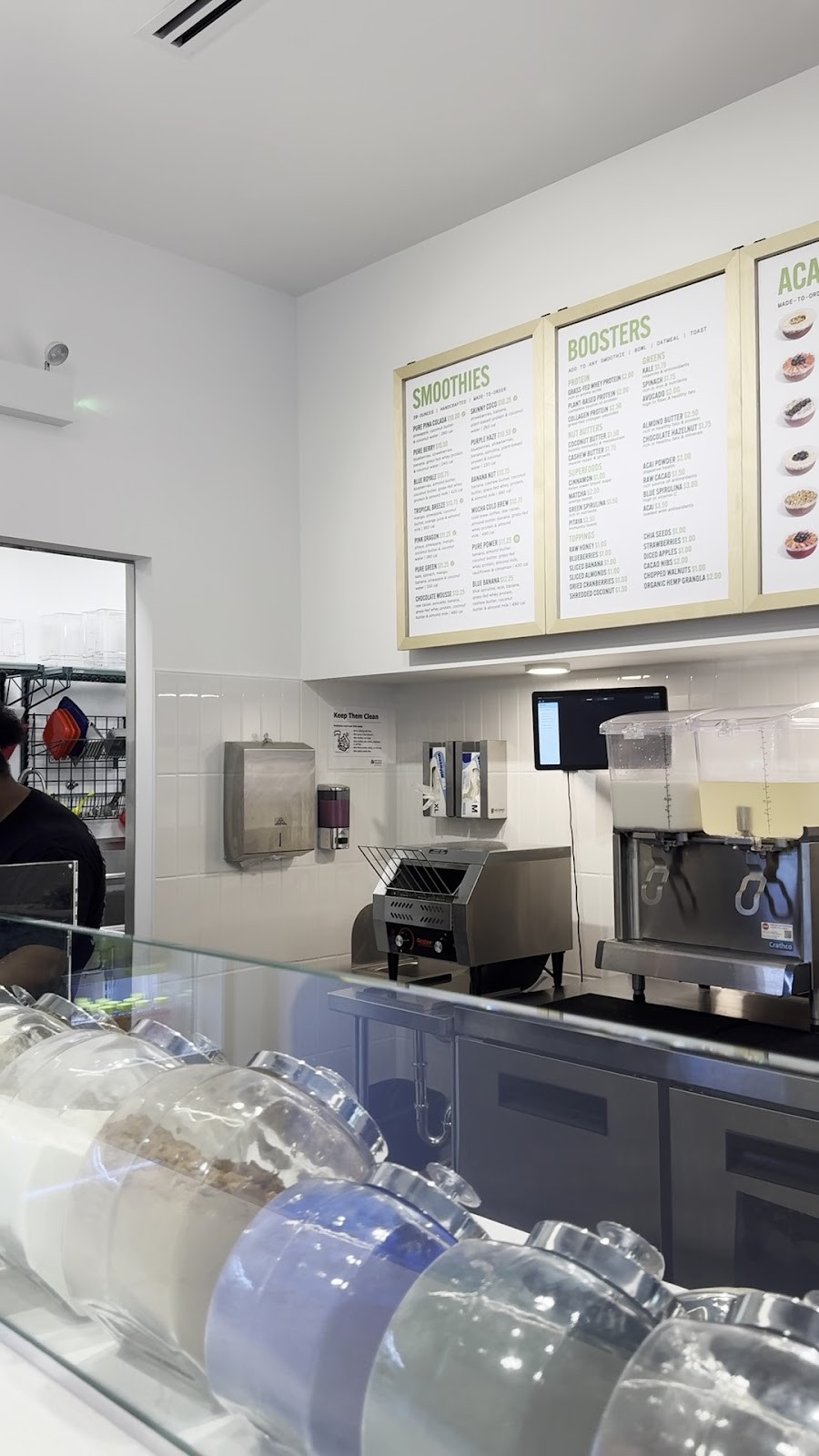 Pure Green - Juice Bar Downtown Seattle: the place
