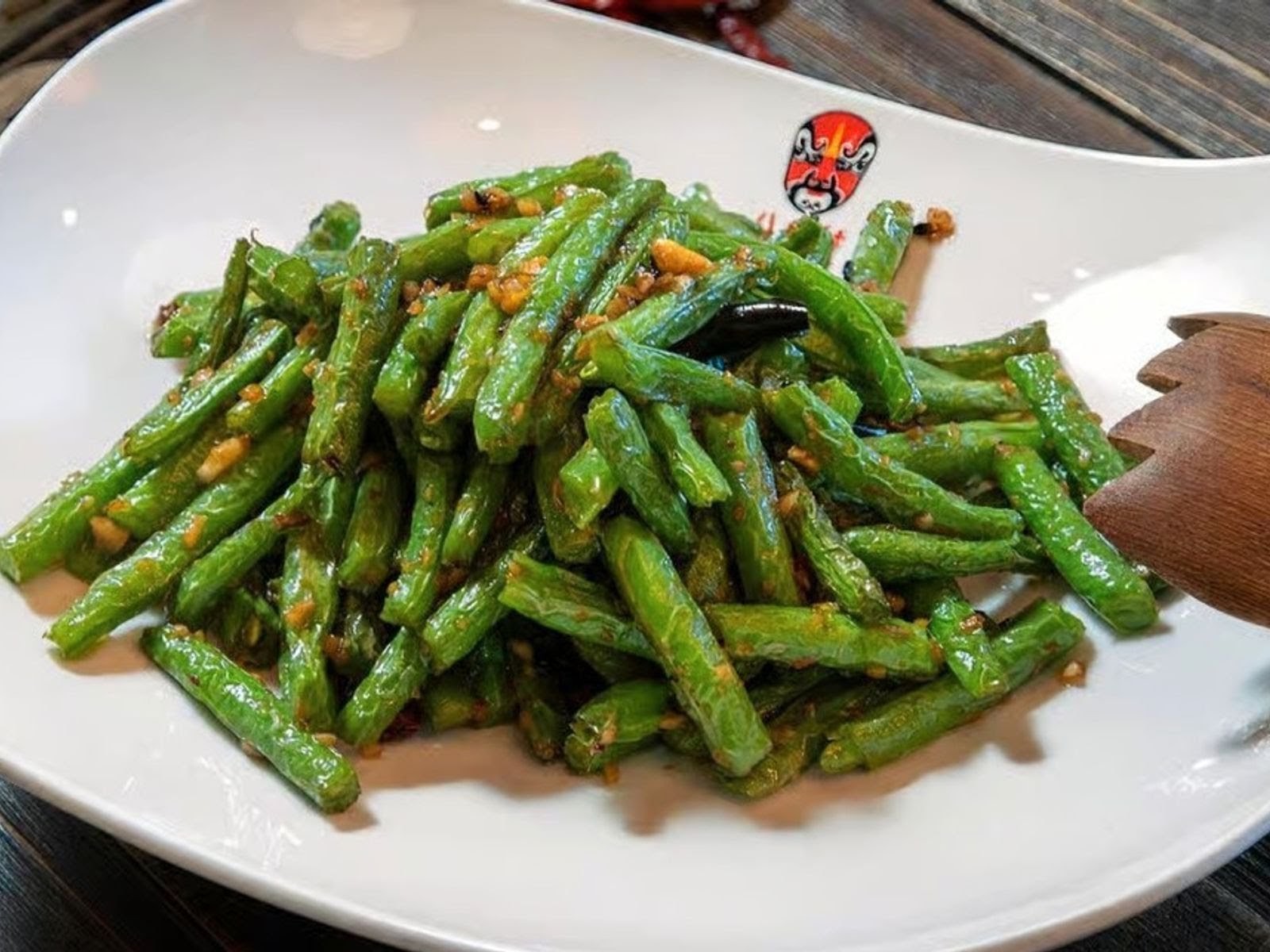 ChiHo Bistro: food & drinks